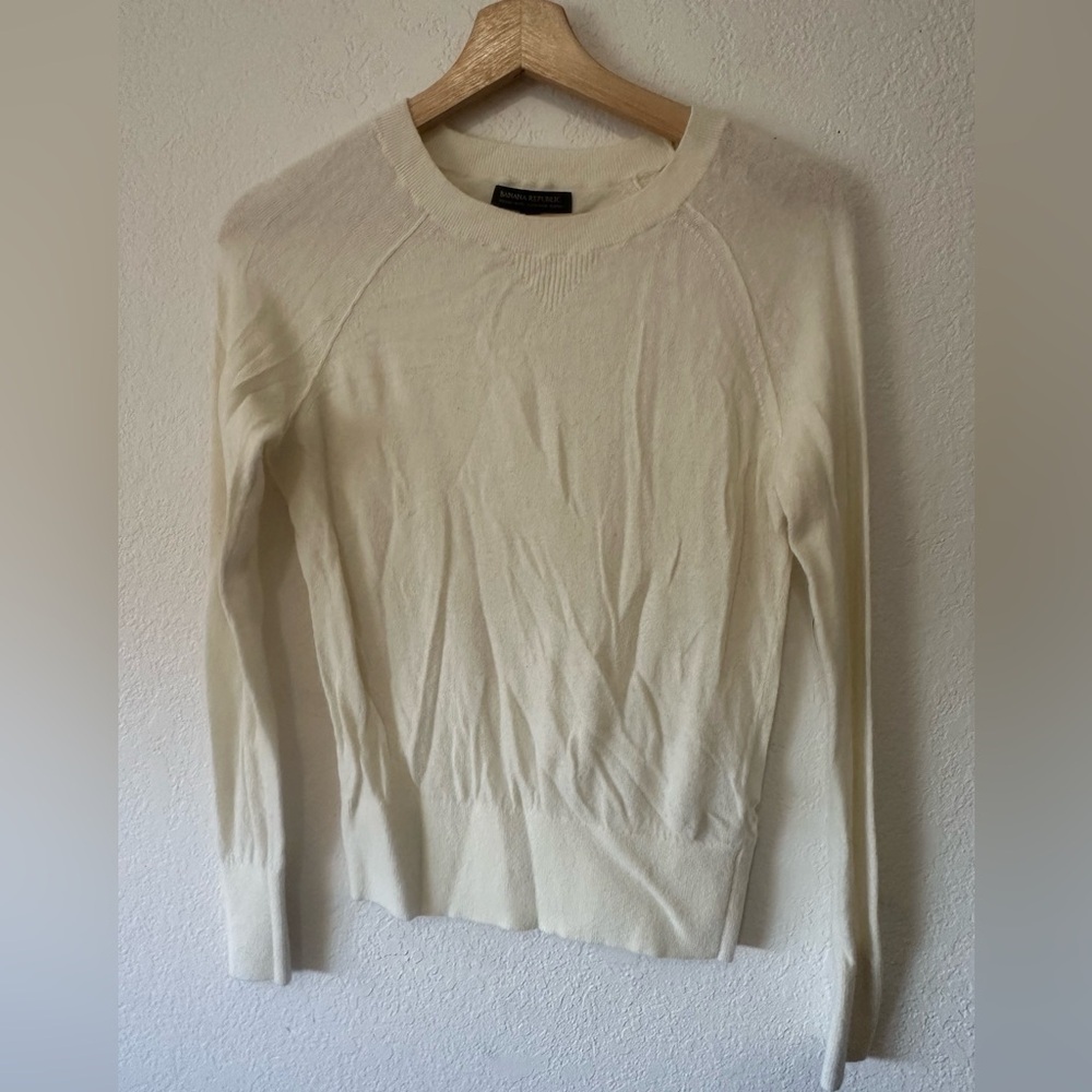 Banana Republic Italian Wool Cashmere Blend Crew Neck Ivory Sweater- XS